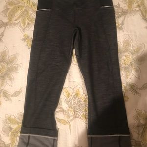 Lululemon crops size 6?